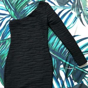 One shoulder block body con